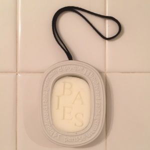 Diptyque Baies scented wax ceramic oval diffuser